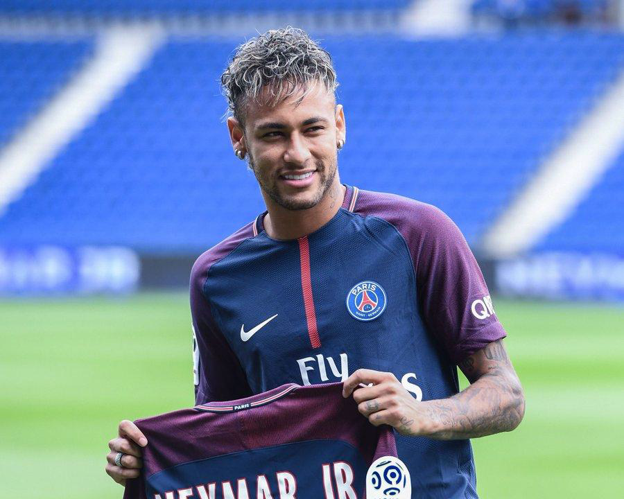 包含内马尔连续五场比赛得分超过连败，巴塞罗那挑战极限！的词条