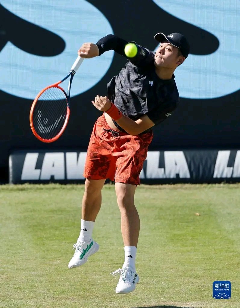 Karsa爆冷击败美国队，精彩发挥引爆全场！的简单介绍